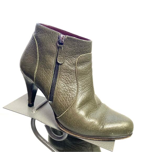 MaxMara Green Pebbled Leather Heeled Booties Size 38/ US 8 - Picture 1 of 7